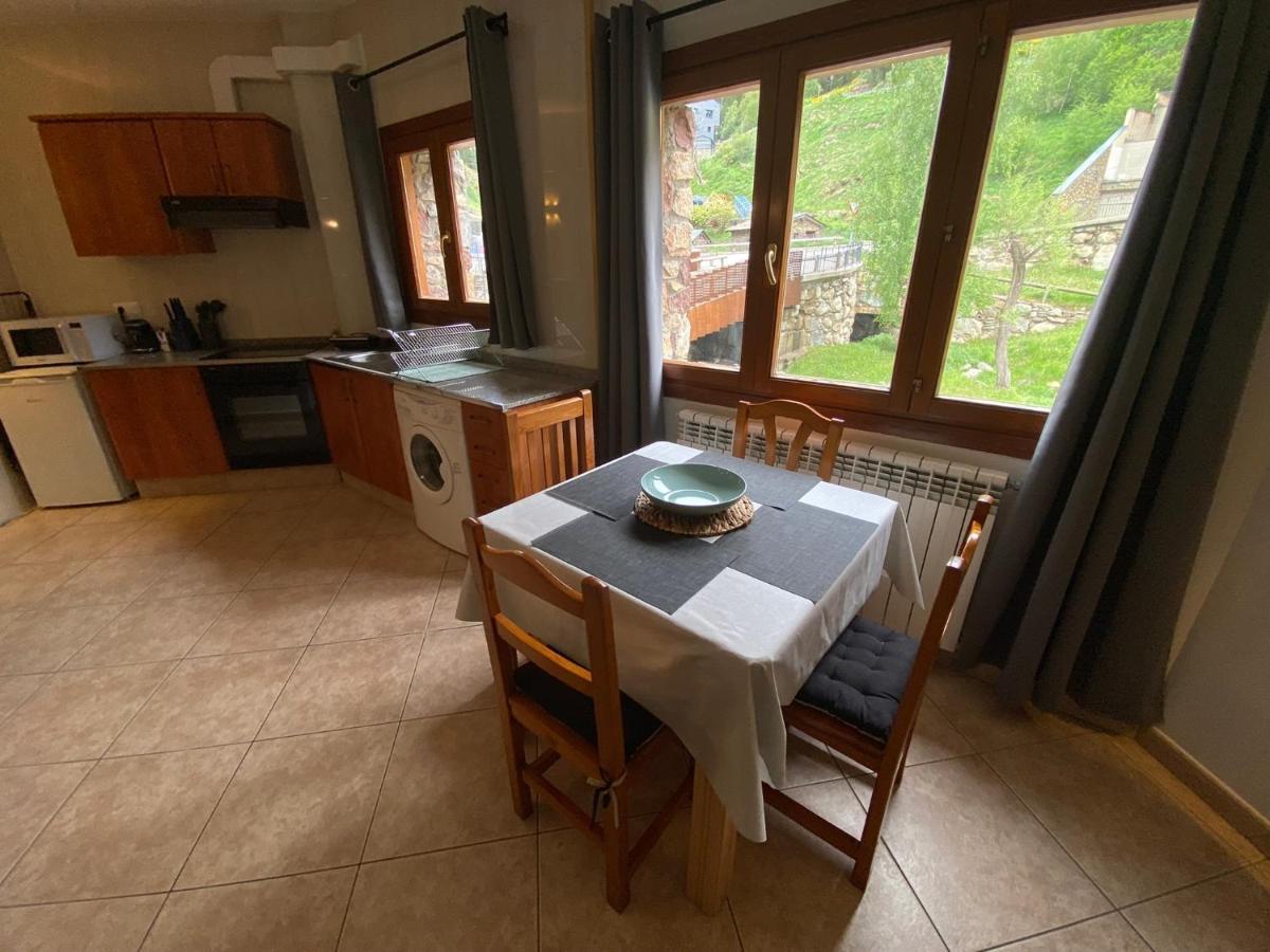 Estudio encantador 2 camas, Netflix y WiFi, Relax y confort Canillo Exterior foto