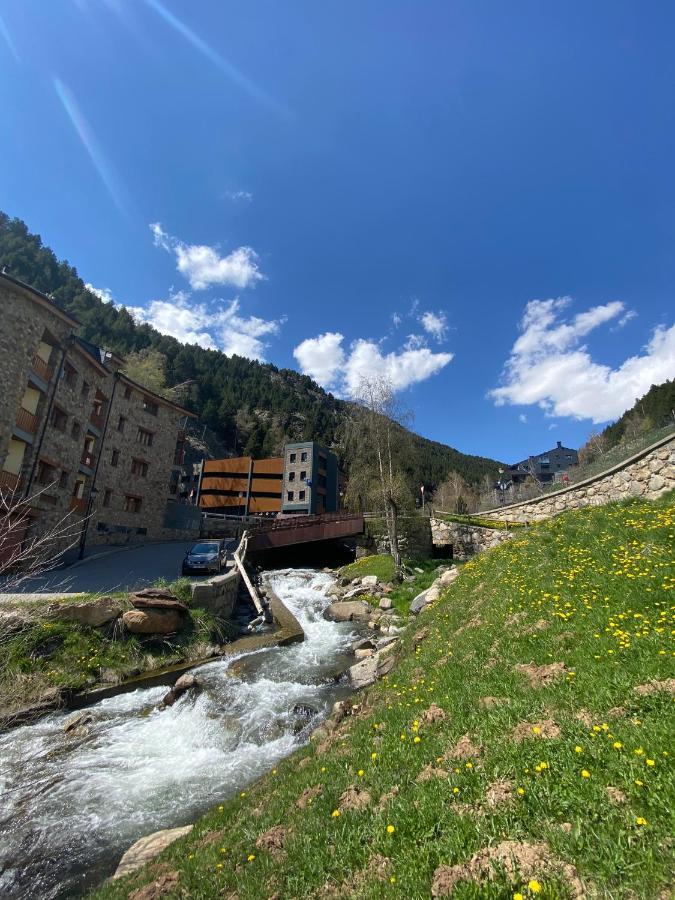 Estudio encantador 2 camas, Netflix y WiFi, Relax y confort Canillo Exterior foto
